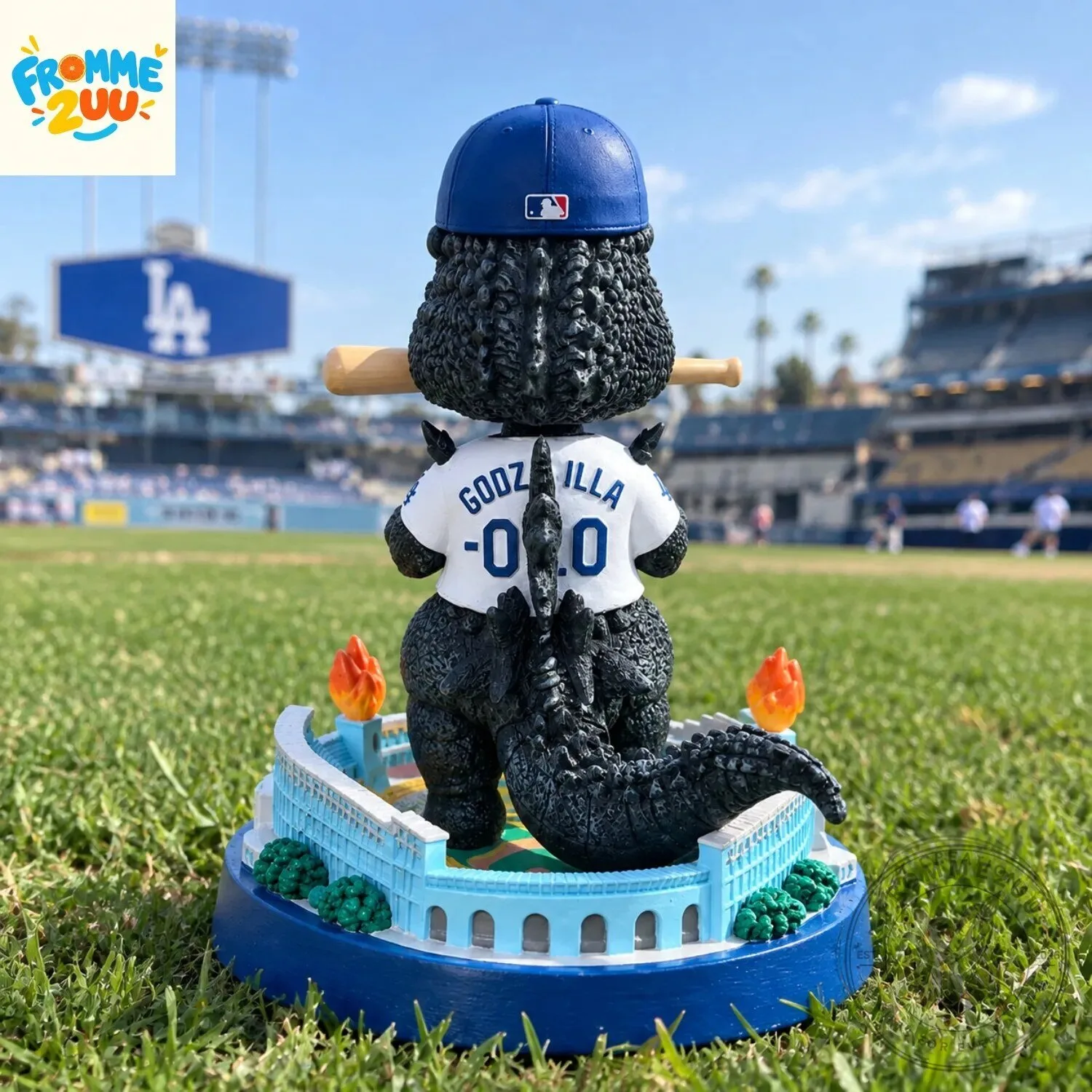 LA Dodgers x Godzilla Minus Zero Baseball Collectible Figurine 6 LA Dodgers x Godzilla Minus Zero Baseball Collectible Figurine